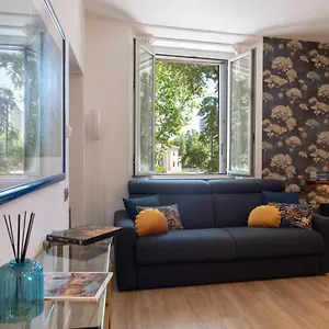  Apartment Madeleine - Arco Della Pace Italy