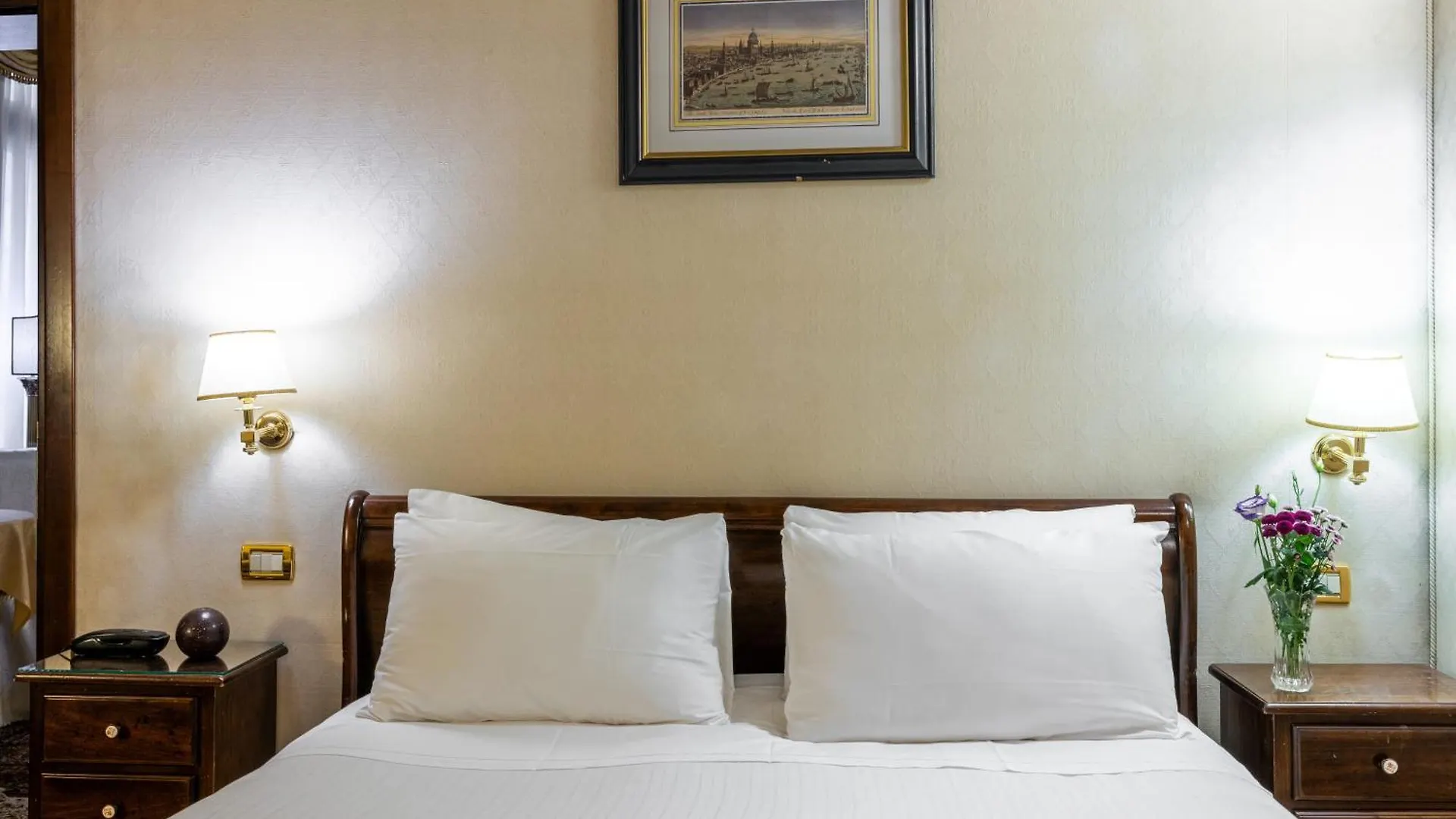 ***  Ca' Del Nobile Hotel Venice Italy